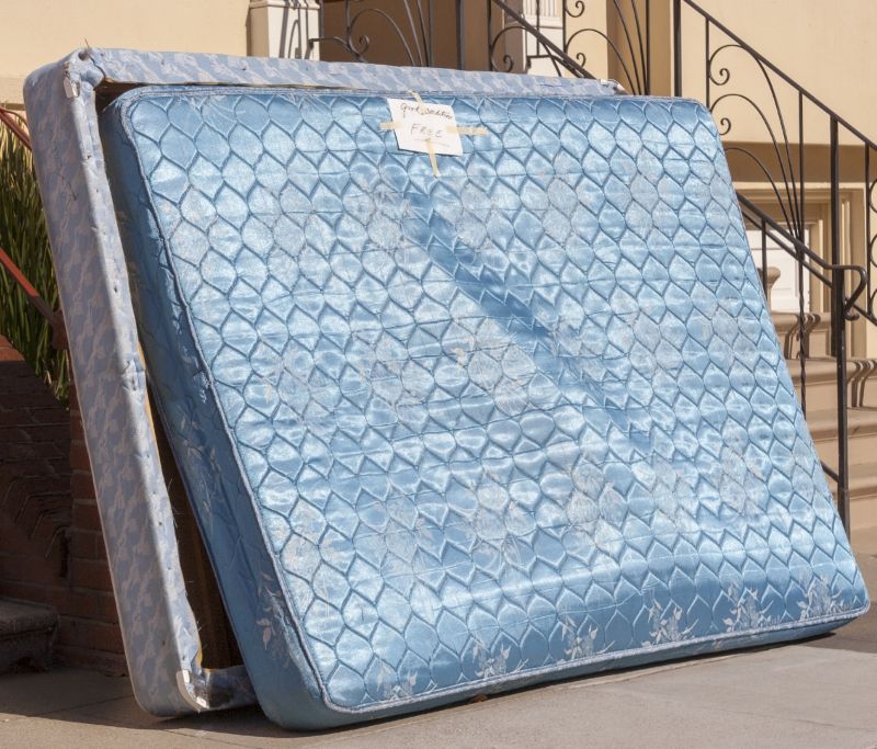 Mattress Removal Service in Sacramento, CA